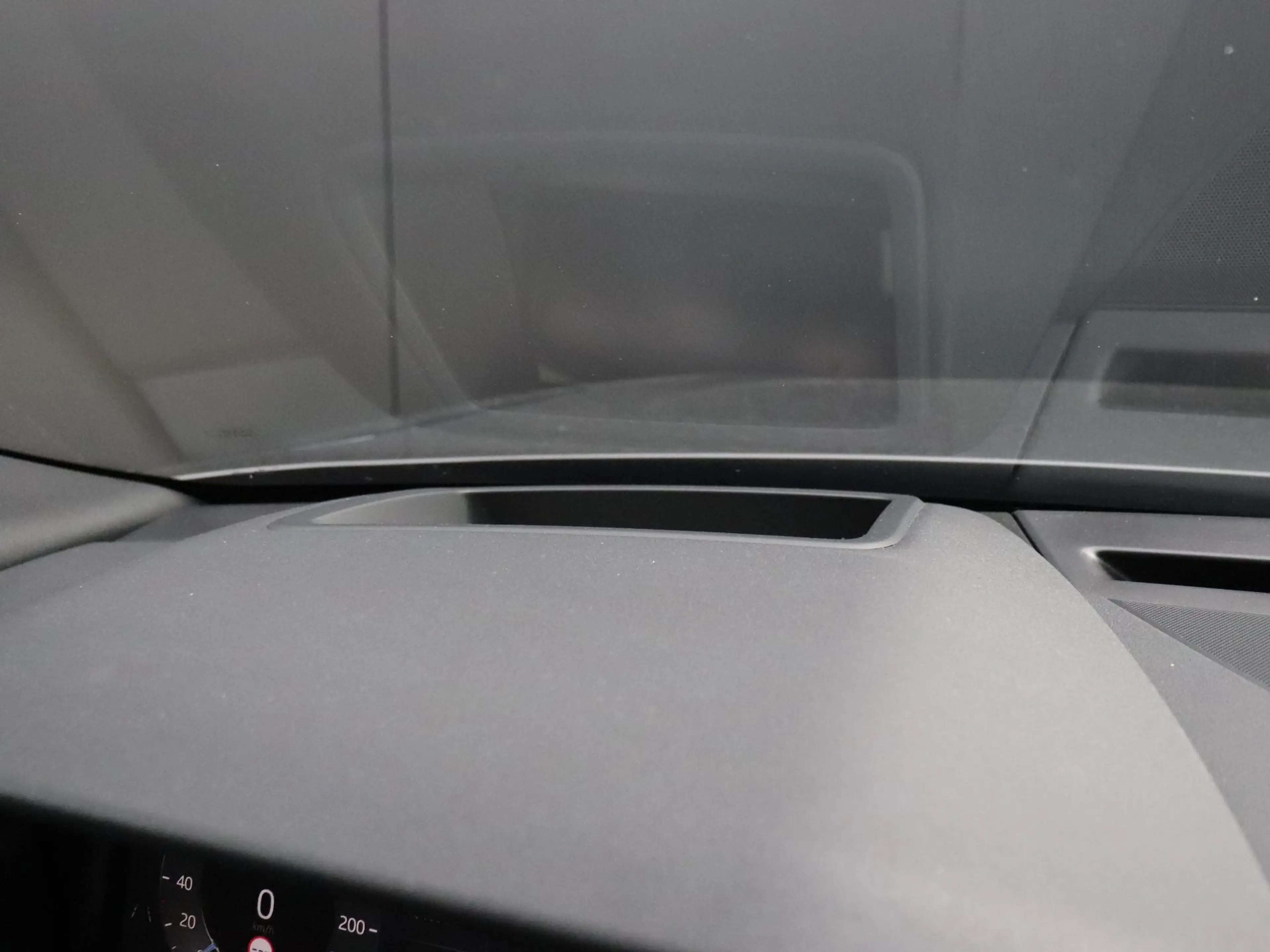 Land Rover Range Rover Velar 2.0 P400e AWD Dynamic HSE PHEV | LEDER | MEMORY | — photo 27