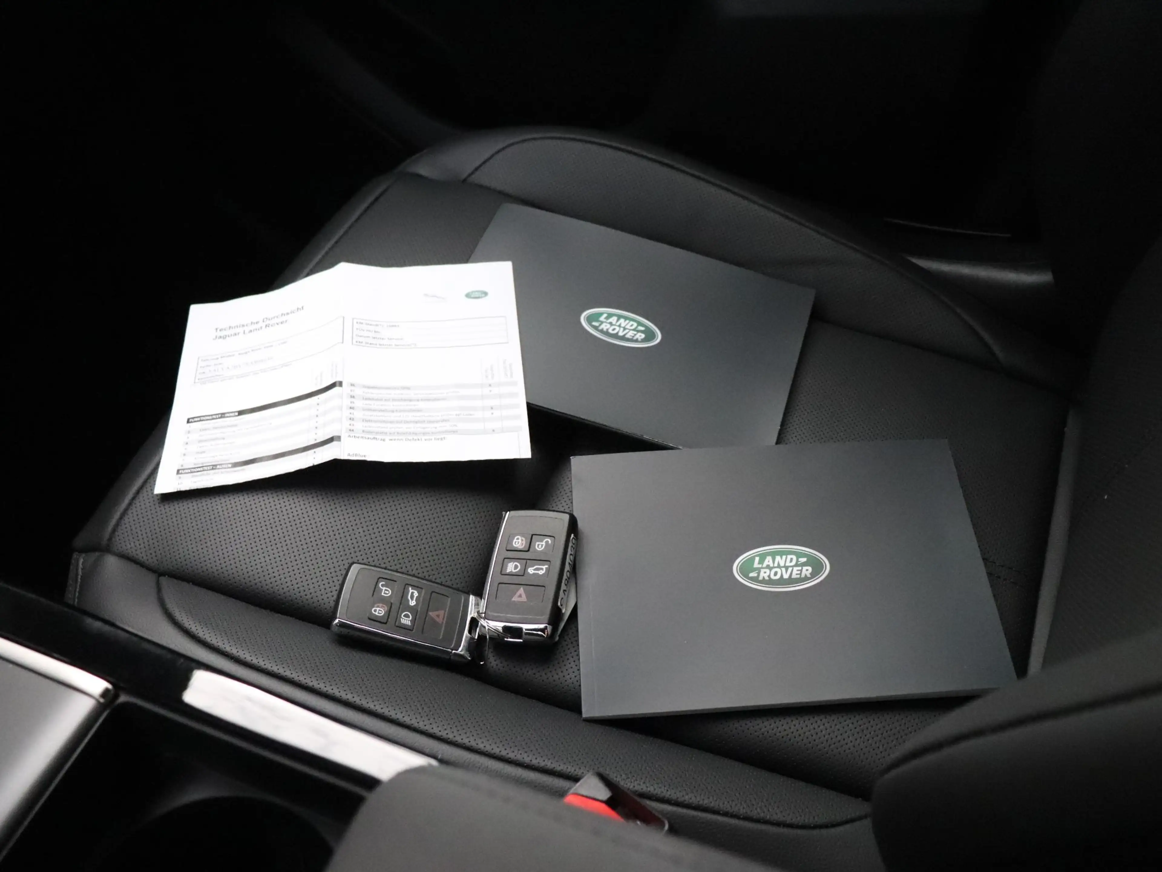 Land Rover Range Rover Velar 2.0 P400e AWD Dynamic HSE PHEV | LEDER | MEMORY | — photo 29