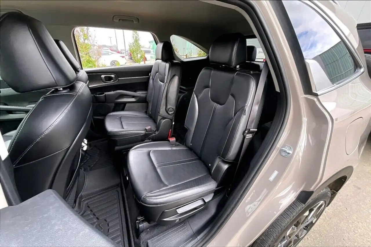 Kia Sorento снимка Kia Sorento