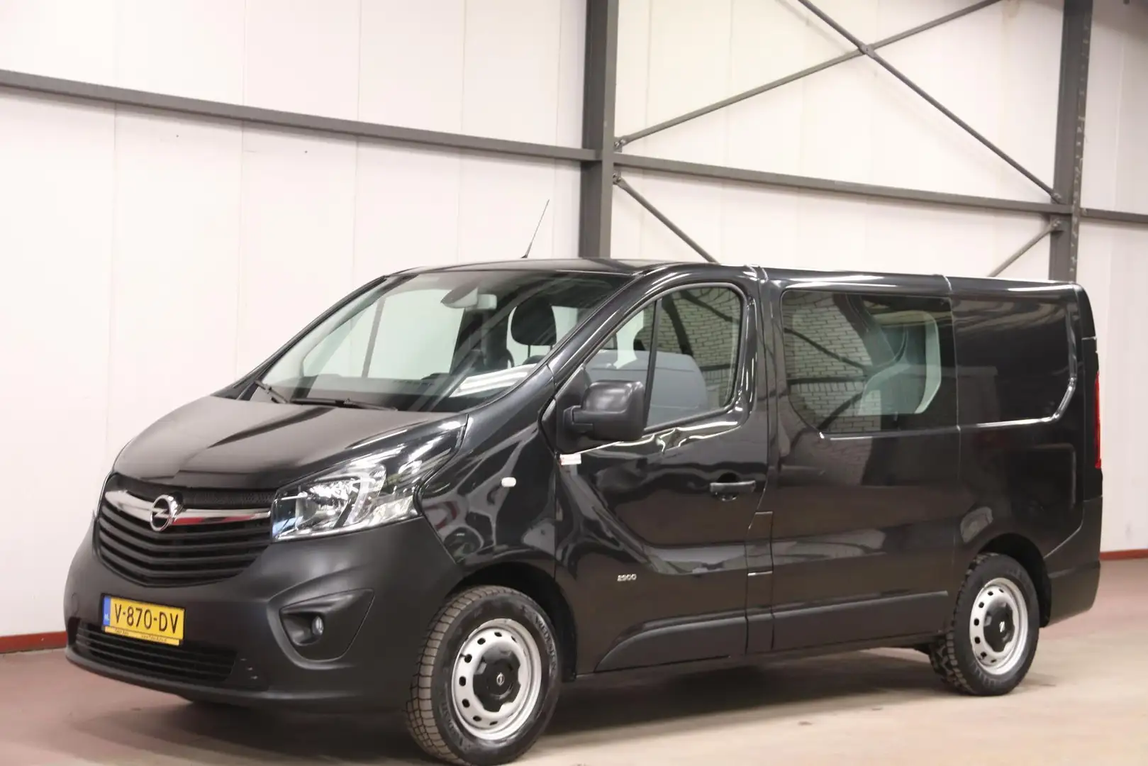 Opel Vivaro 1.6 CDTI L1H1 DUBBEL CABINE Zwart - 1