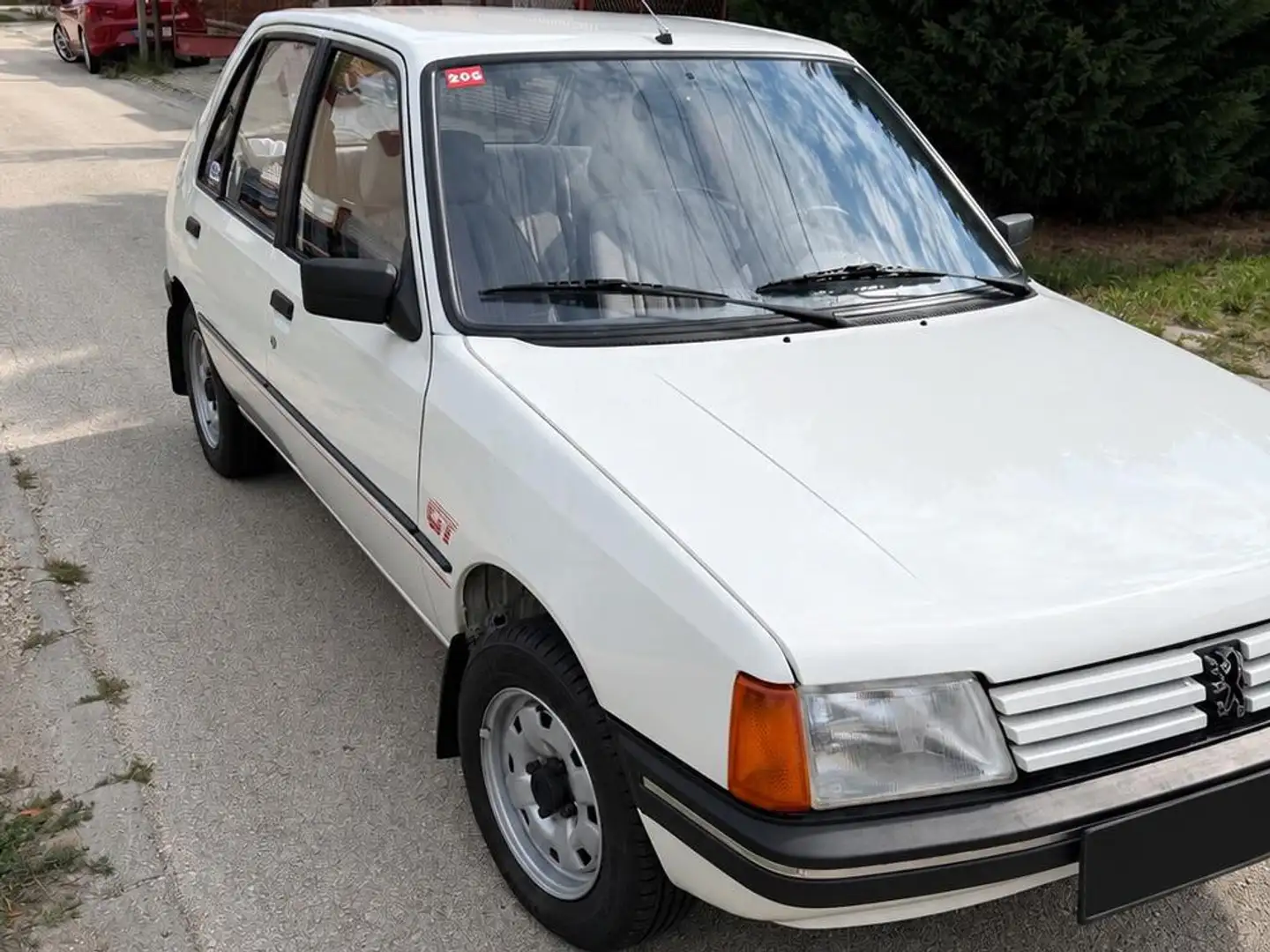 Peugeot 205 205 GT Weiß - 1