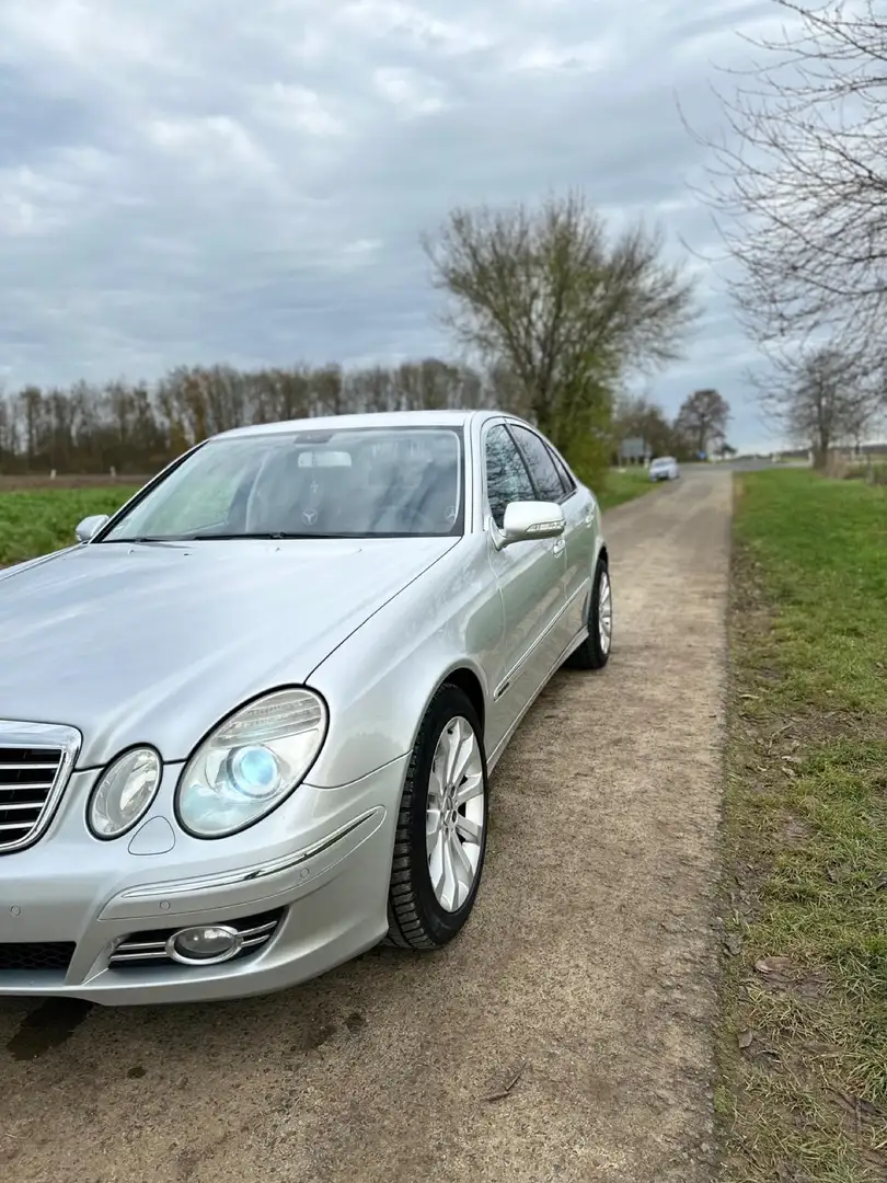 Mercedes-Benz E 280 CDI 7G-TRONIC Avantgarde DPF - 2