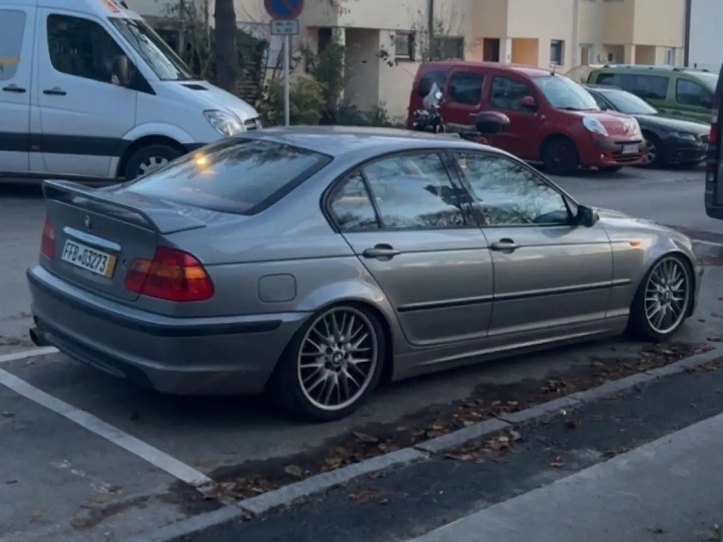 BMW 330 330i Argent - 2
