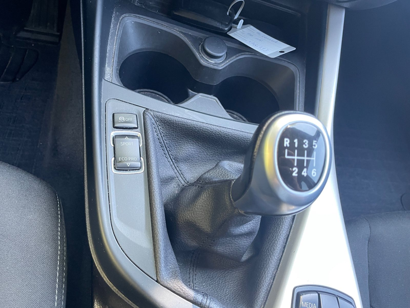 BMW 118 i Advantage Navi*HarmanKardon*SHZ*PDC*EU6* — photo 15