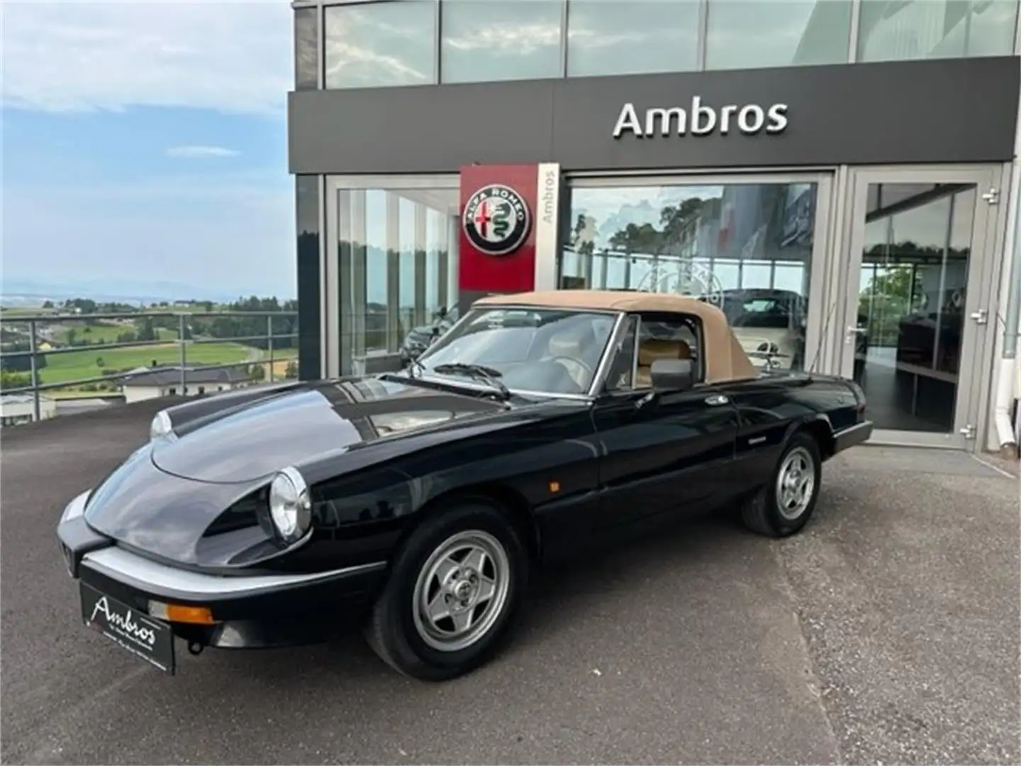 Alfa Romeo Spider 2,0 Zwart - 1