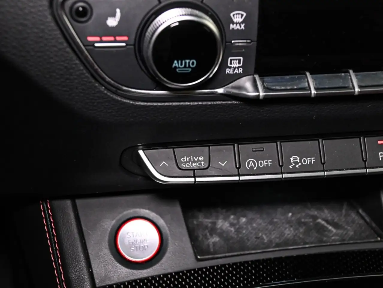 Audi SQ5 photo Audi SQ5