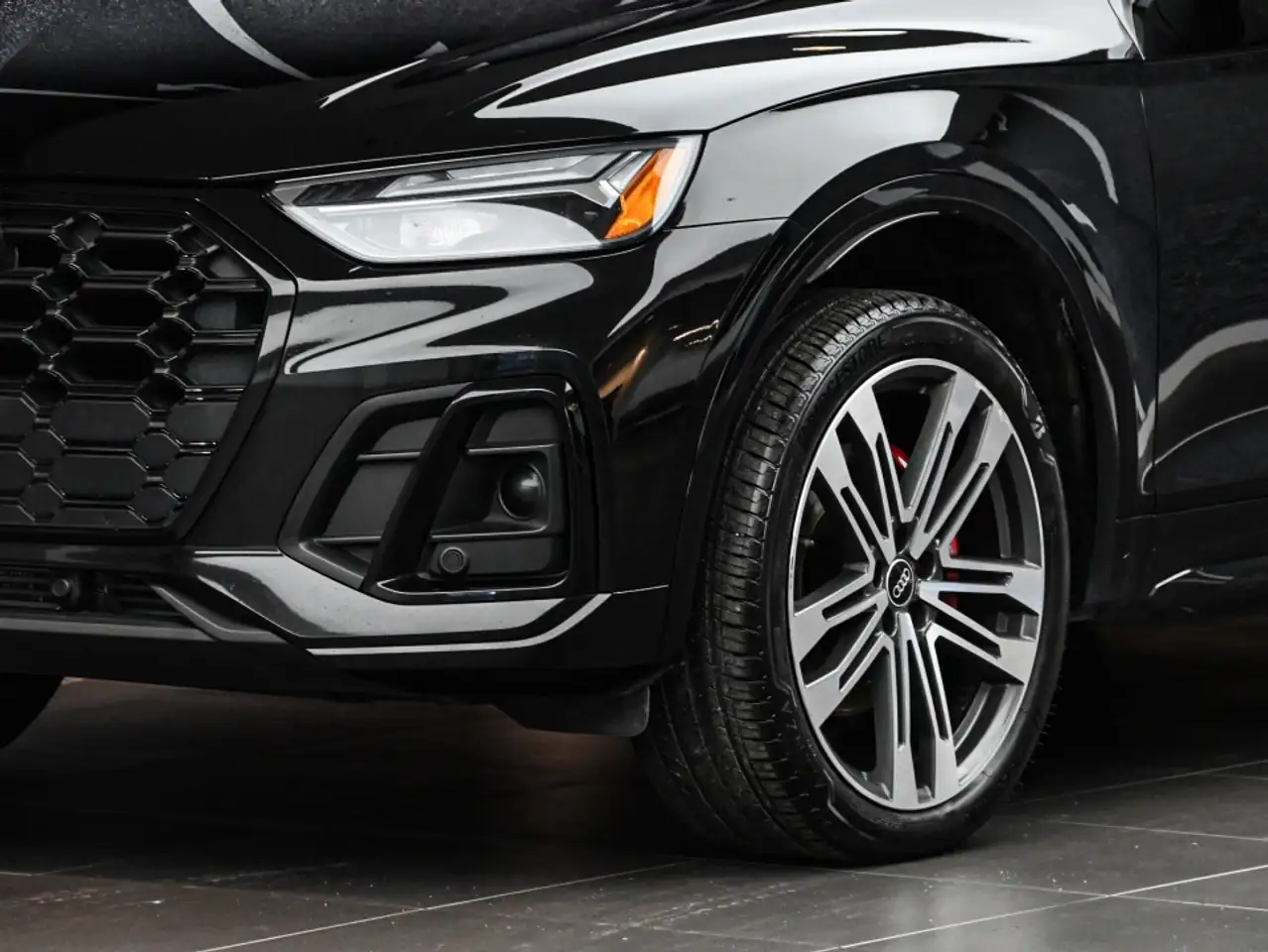 Audi SQ5 photo Audi SQ5