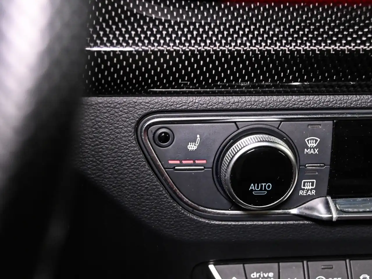 Audi SQ5 photo Audi SQ5