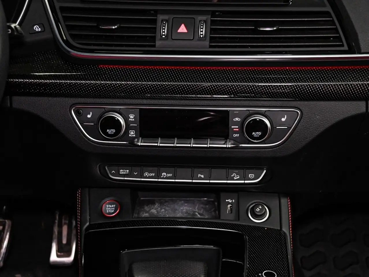 Audi SQ5 photo Audi SQ5
