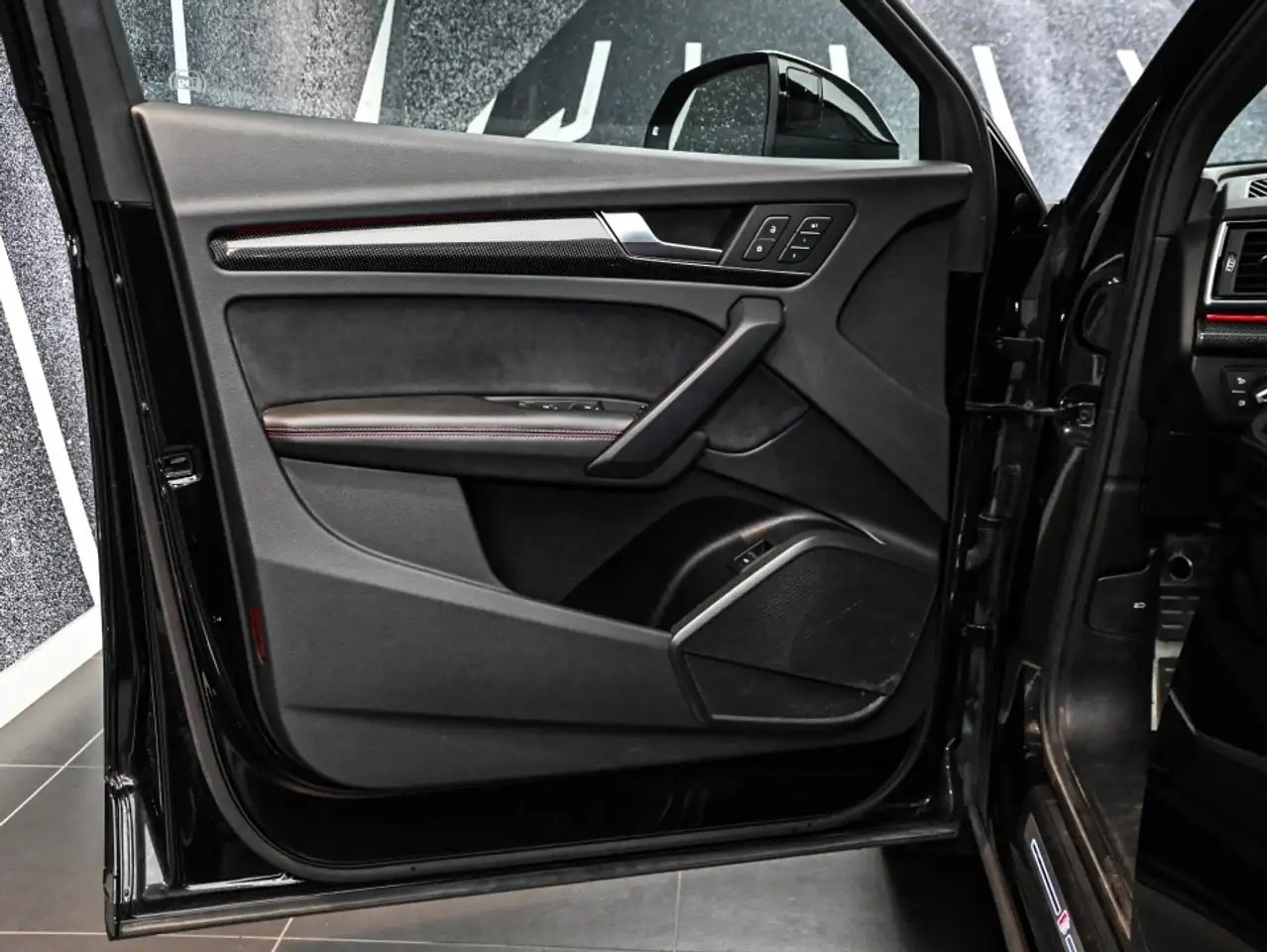 Audi SQ5 photo Audi SQ5