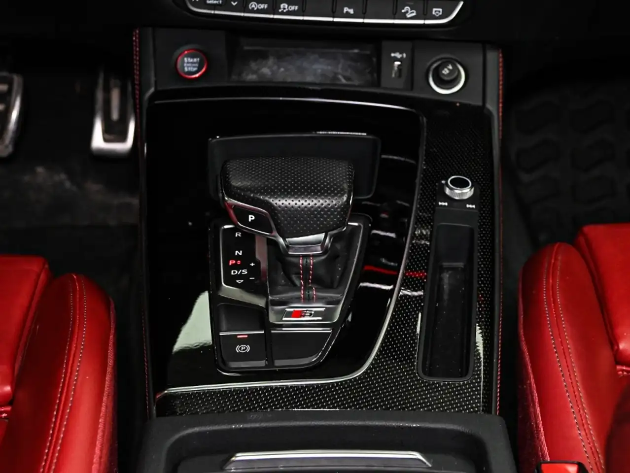 Audi SQ5 photo Audi SQ5