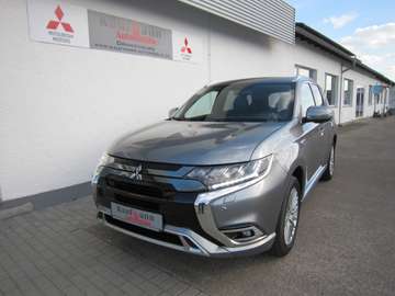 Outlander Plug-in Hybrid PLUS Spirit-Paket 4WD