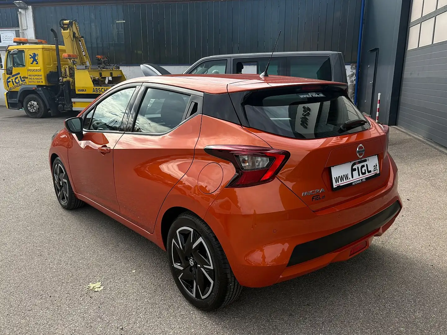 Nissan Micra 1,0 IG-T N-Way Orange - 2