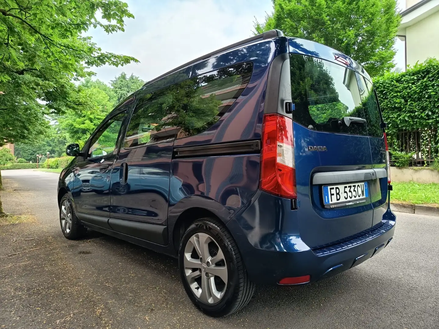 Dacia Dokker 1.5 dCi 8V 90CV Lauréate Kék - 2