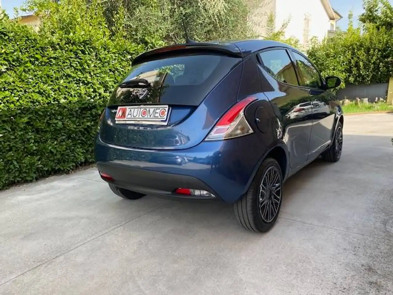 Lancia Ypsilon 2024