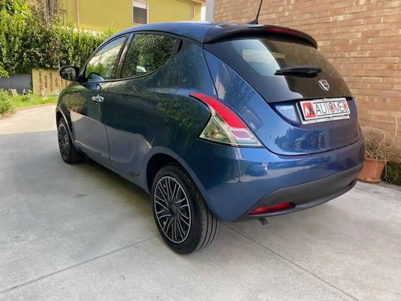 Lancia Ypsilon 2024