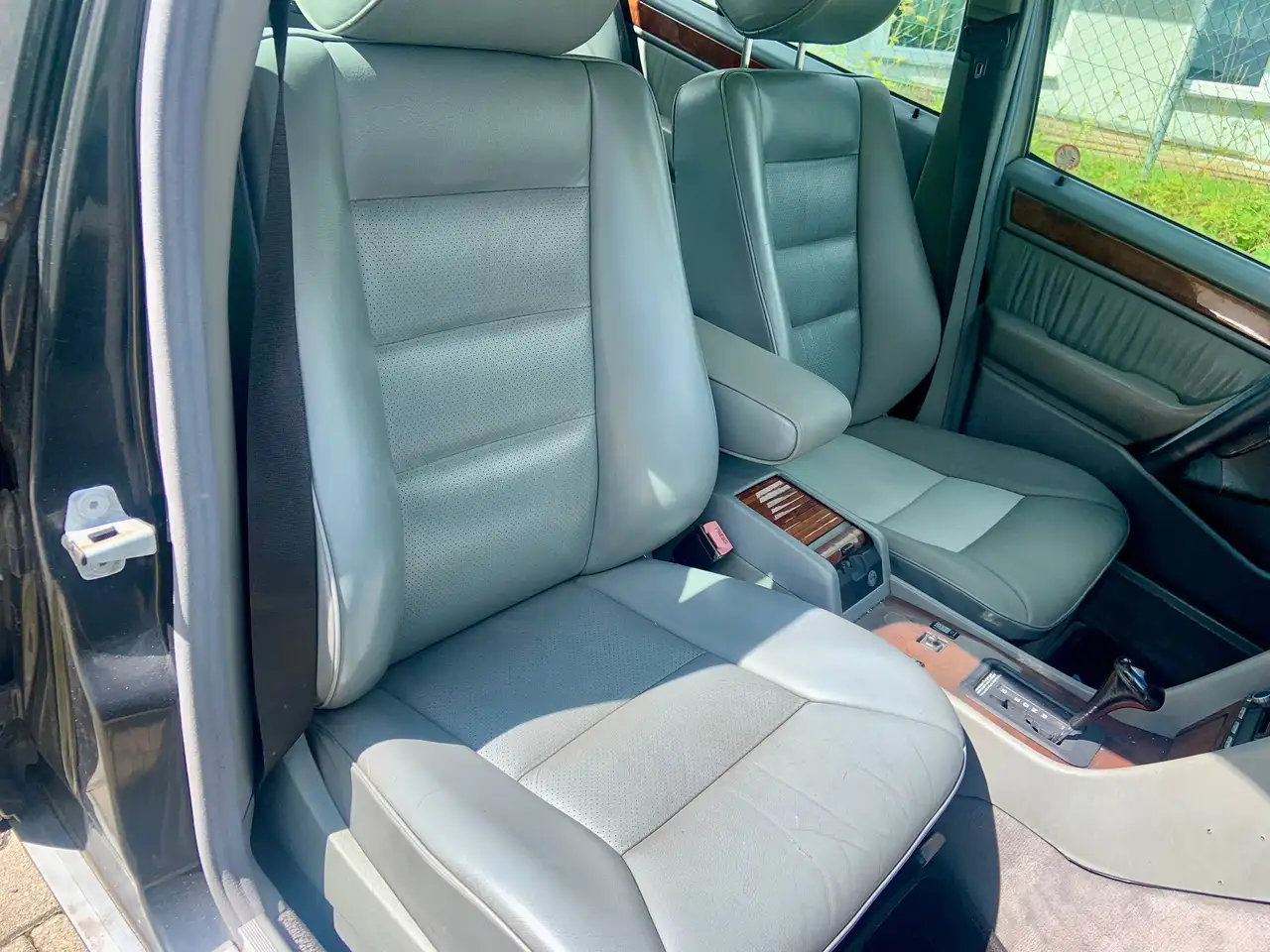 Mercedes-Benz 300 W 124, foto 9