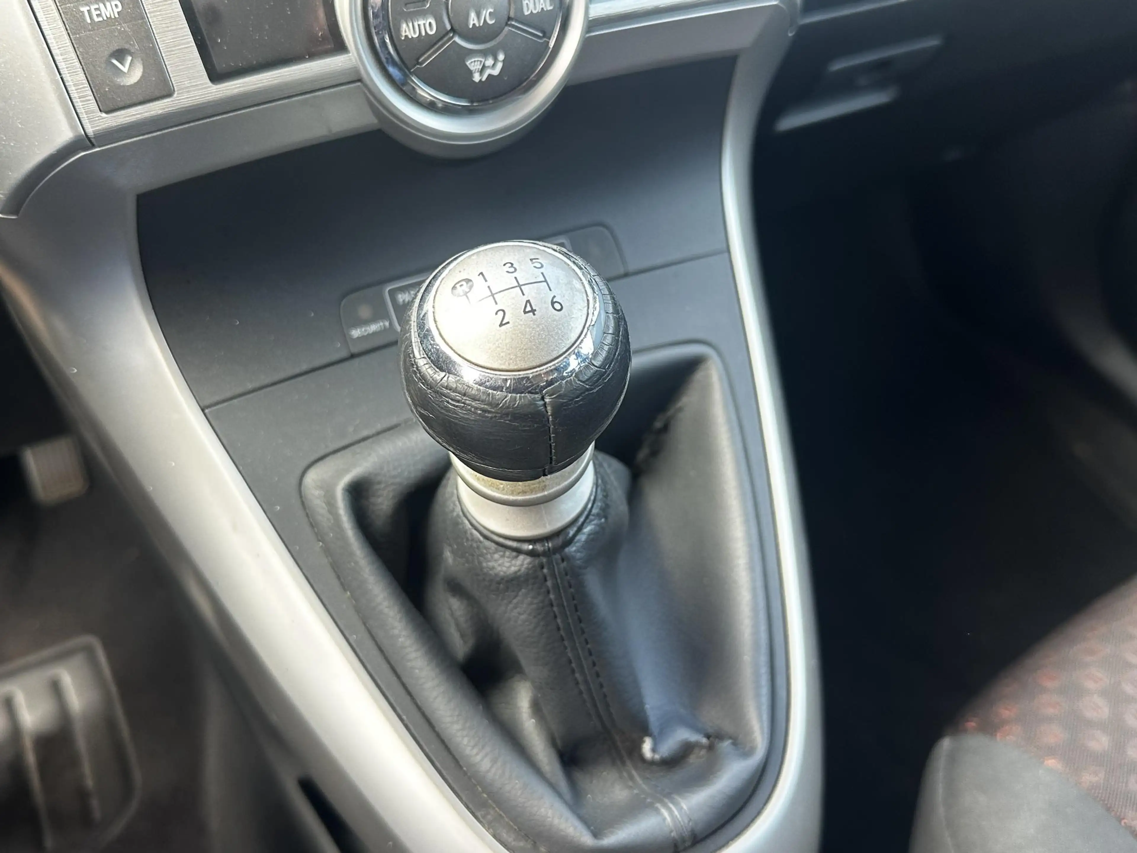 Toyota Verso 1.6 VVT-i Business Panoramadak Cruise Clima Trekha — photo 14