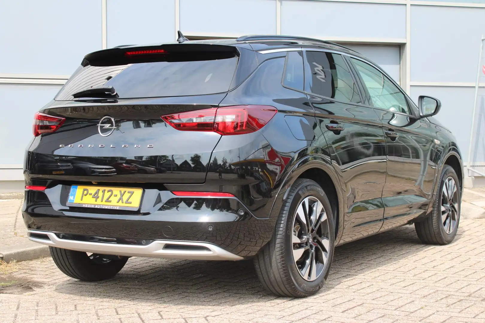 Opel Grandland 1.2 Turbo Automaat Business Elegance | Adaptive Cr Zwart - 2