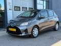 Toyota Yaris 1.5 Hybrid Aspiration, CAMERA, NAP, CRUISECR Gris - thumbnail 3