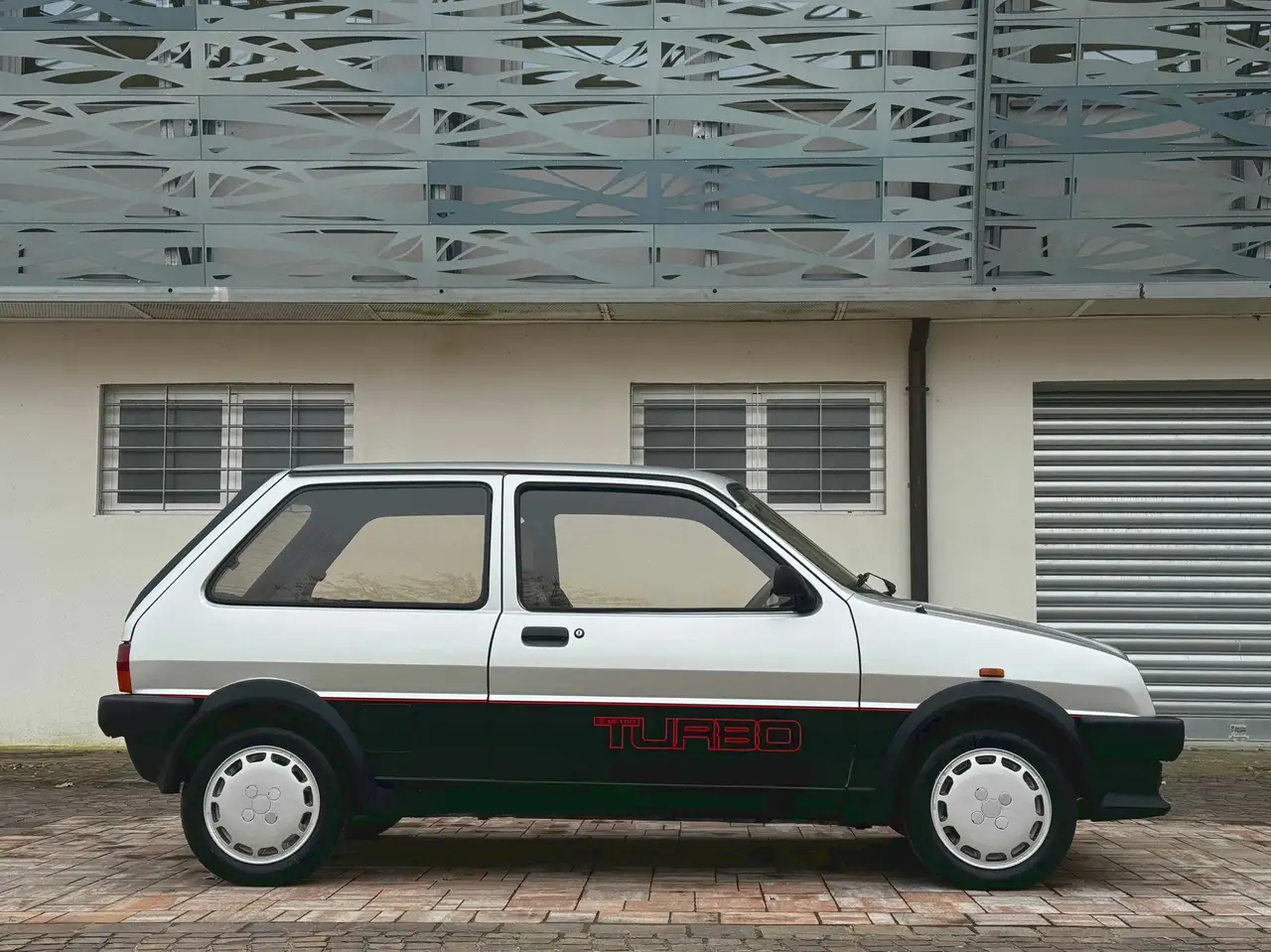MG Metro Turbo, foto 3