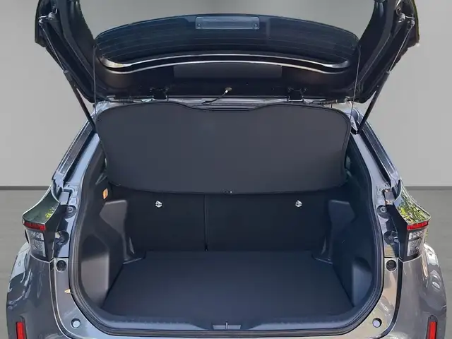 Toyota Yaris Cross view 9