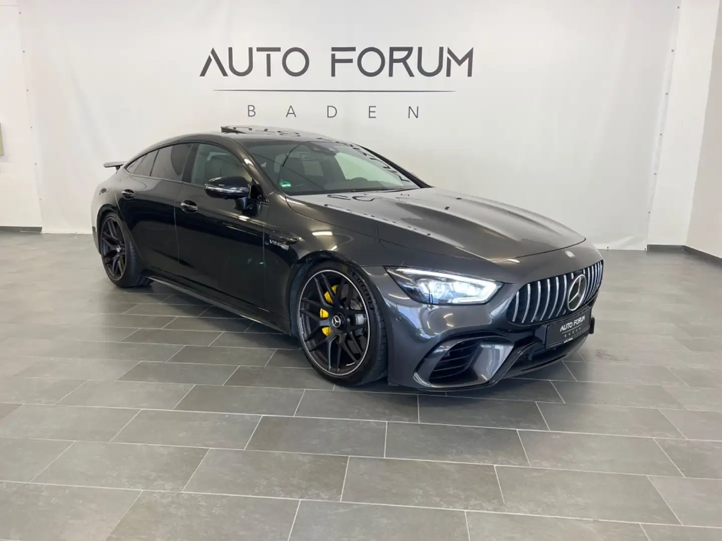 Mercedes-Benz AMG GT 4-trg. 63 4Matic+ Grau - 1