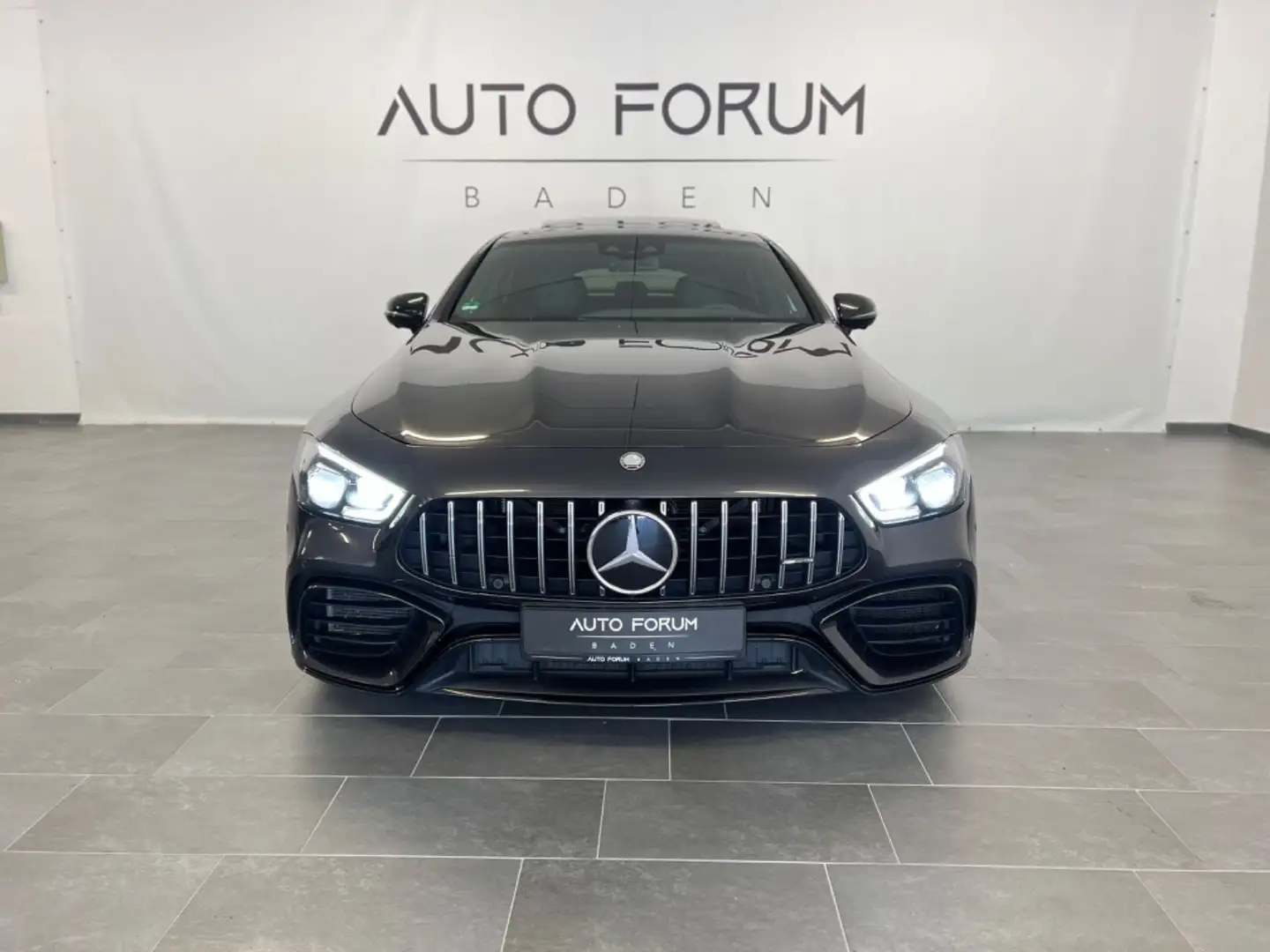 Mercedes-Benz AMG GT 4-trg. 63 4Matic+ Grau - 2