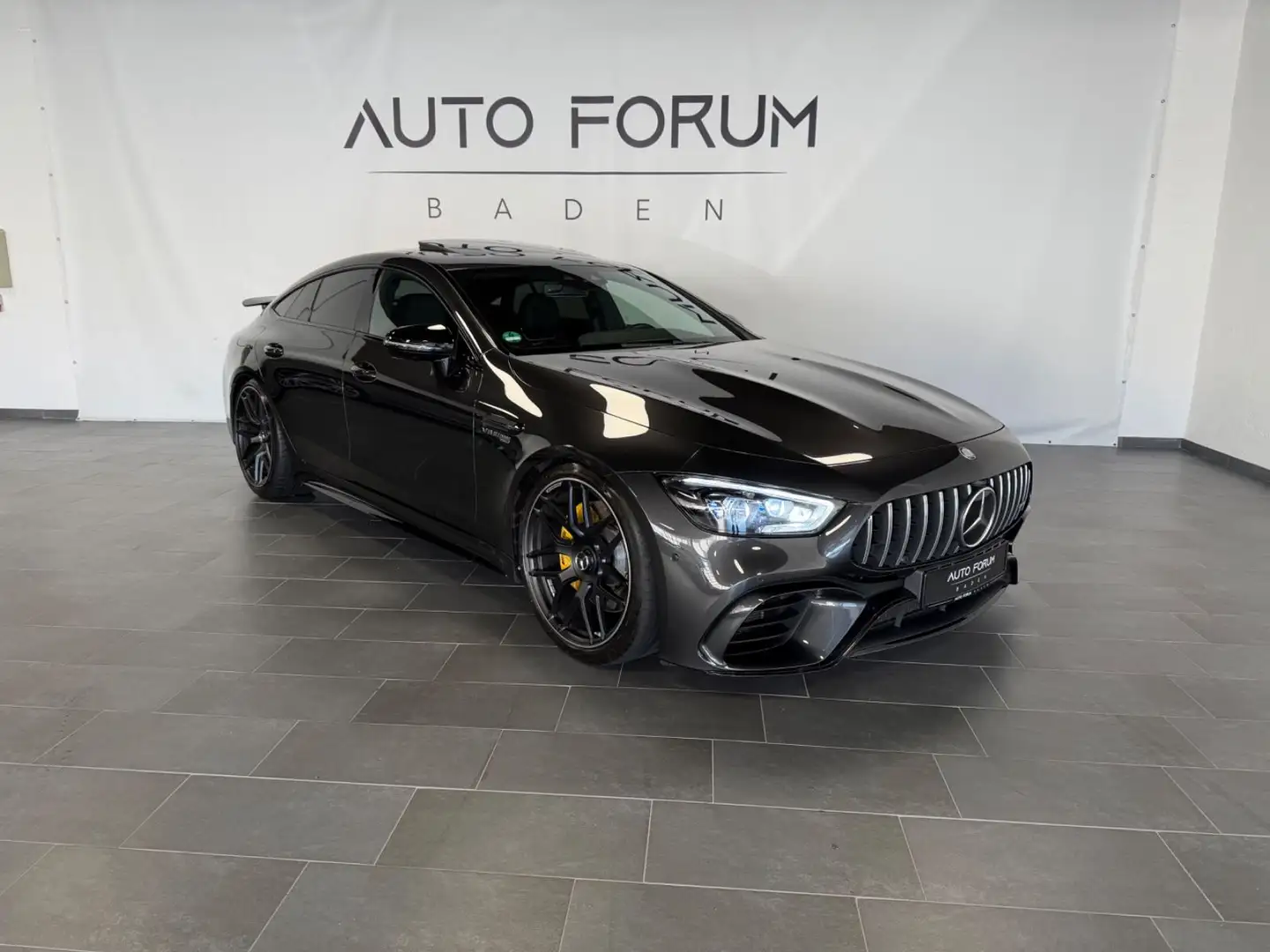 Mercedes-Benz AMG GT 4-trg. 63 4Matic+ Grau - 1