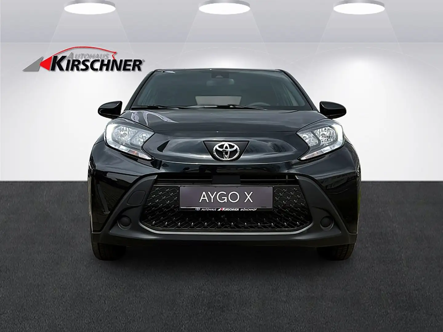 Toyota Aygo X 1,0 VVT-i Play Schwarz - 2