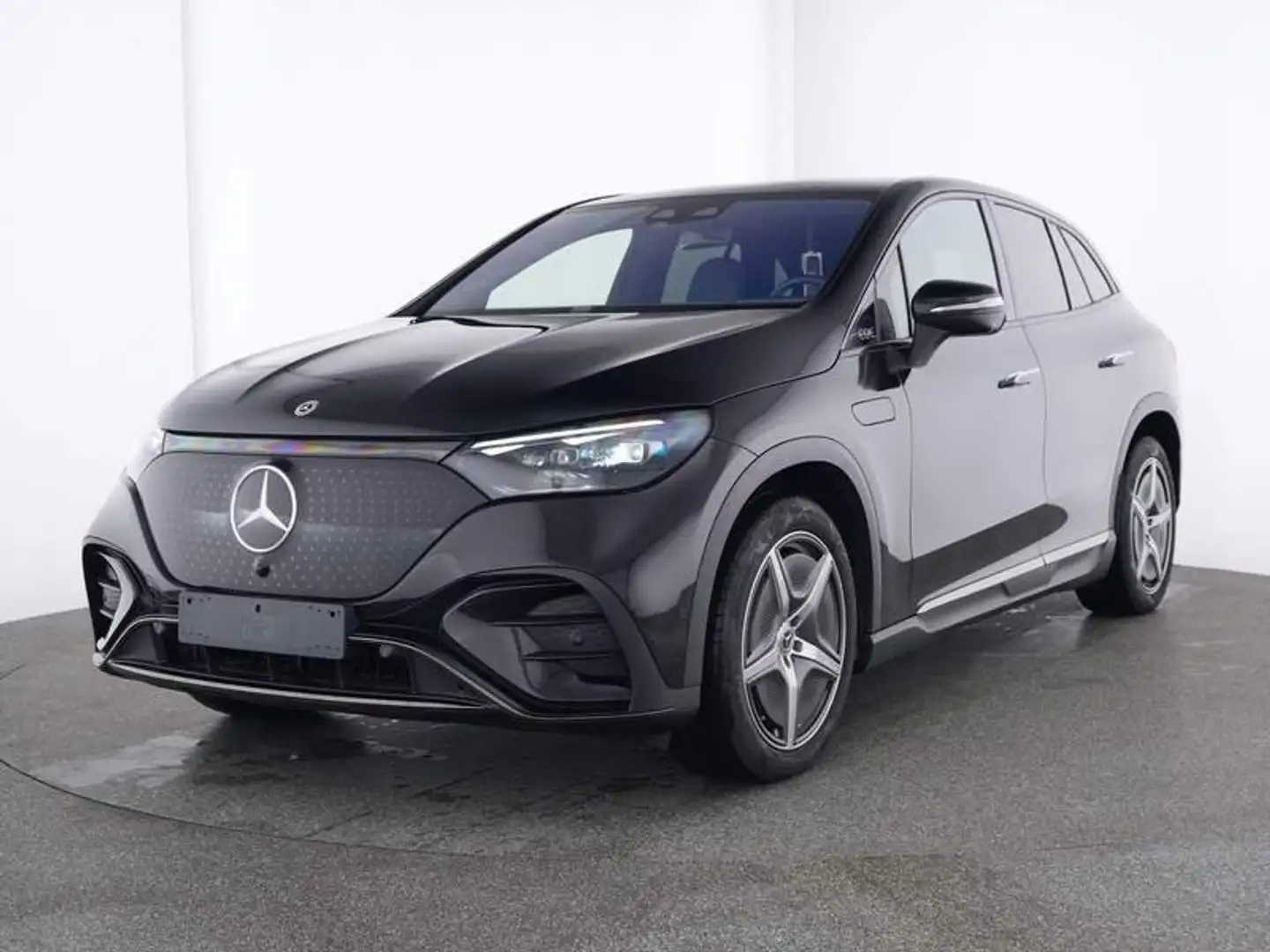 Mercedes-Benz EQE 300 SUV : AMG-Line | PANODAK | ACHTERASBESTURING Fekete - 1