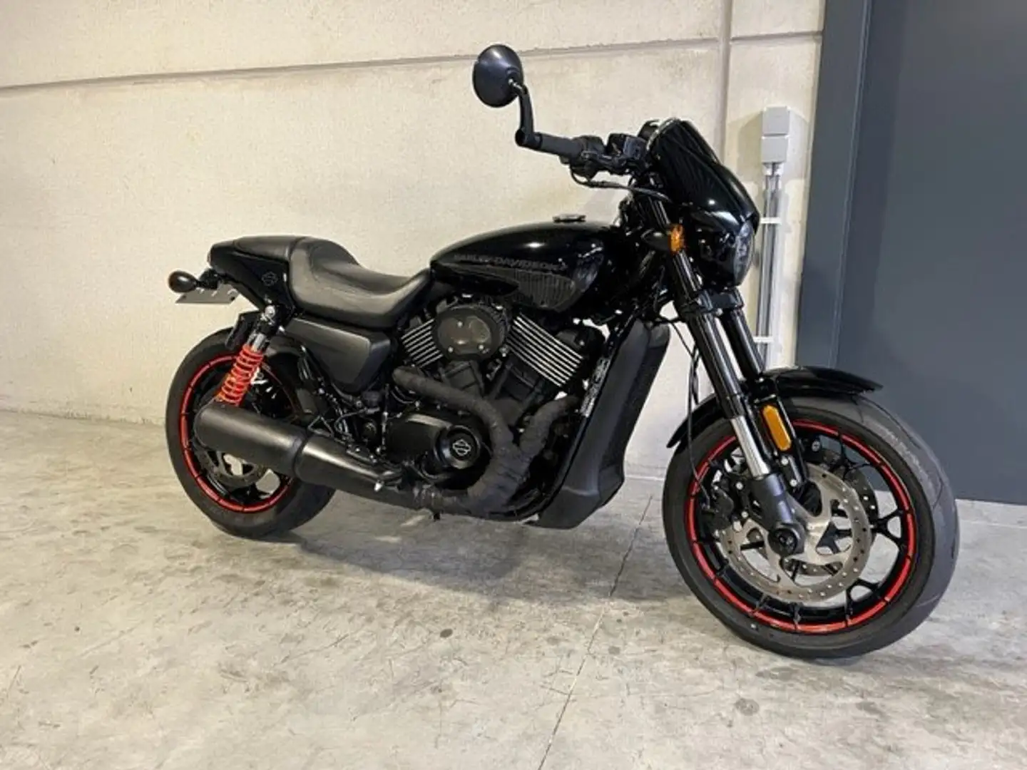 Harley-Davidson Street Rod Negru - 1