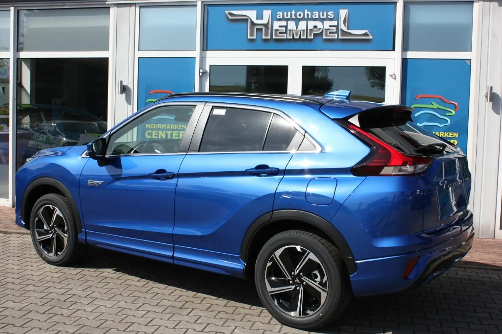 Mitsubishi Eclipse Cross Plug-in Hybrid PLUS mit Select -P. Blau - 2