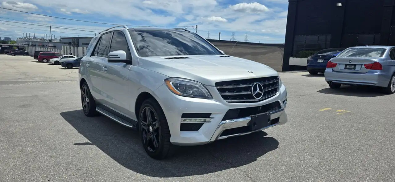Mercedes-Benz M-Class fotografie Mercedes-Benz M-Class