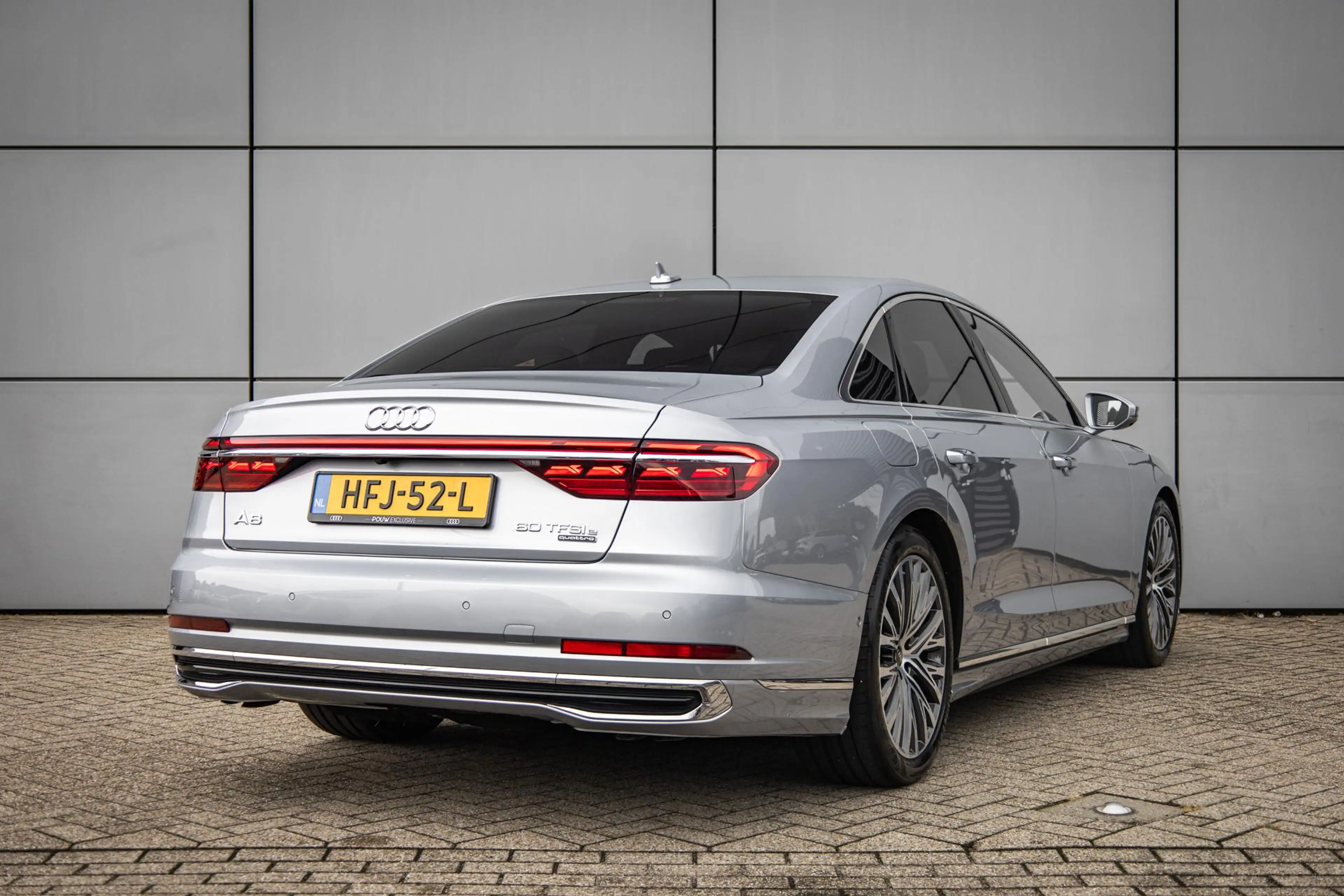 Audi A8 60 TFSIe 462pk quattro | 20" LMV | 360 Camera | Ma — photo 2