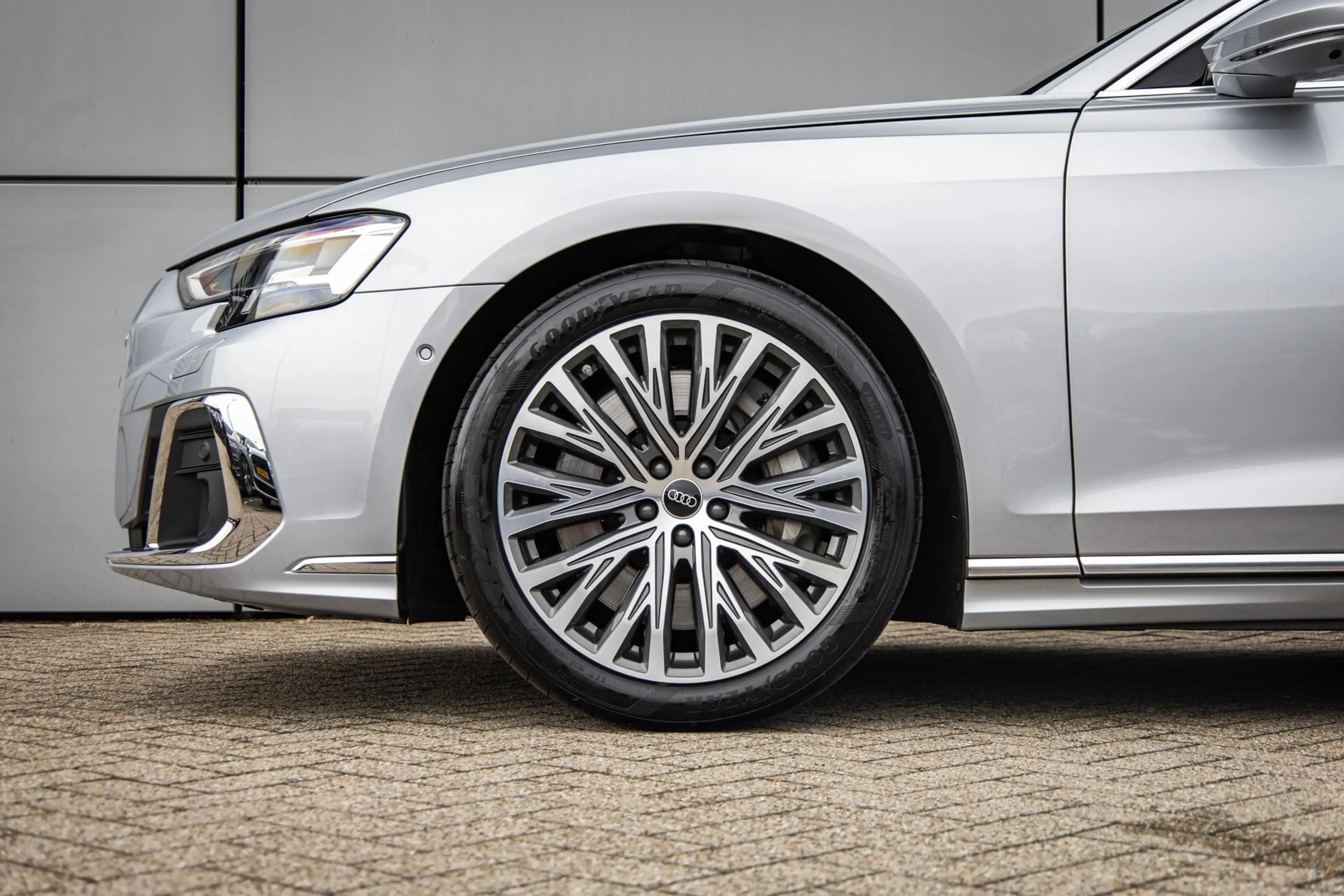 Audi A8 60 TFSIe 462pk quattro | 20" LMV | 360 Camera | Ma — photo 15