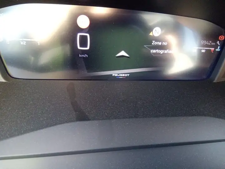 Peugeot 2008 2025, foto 8