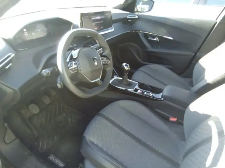 Peugeot 2008 2025, foto 7