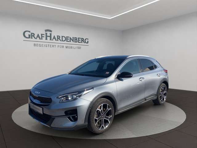 Imagine Kia XCeed 1.6 T-GDI 7-DCT Spirit Black Xdition / Panorama...
