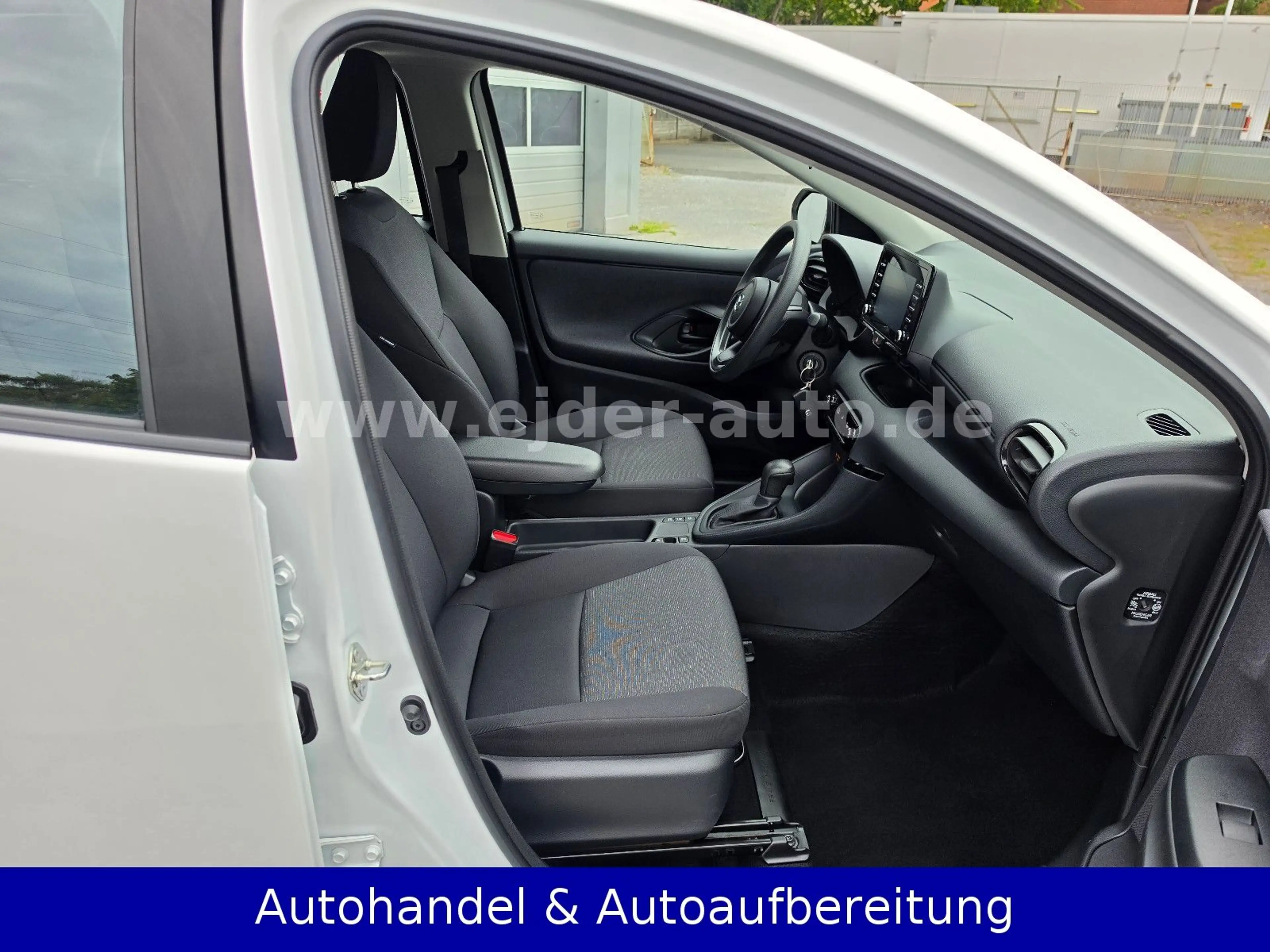 Mazda 2 Hybrid Pure *AUTOMATIK*RENTNER*NEUWERTIG*TOP* — photo 15