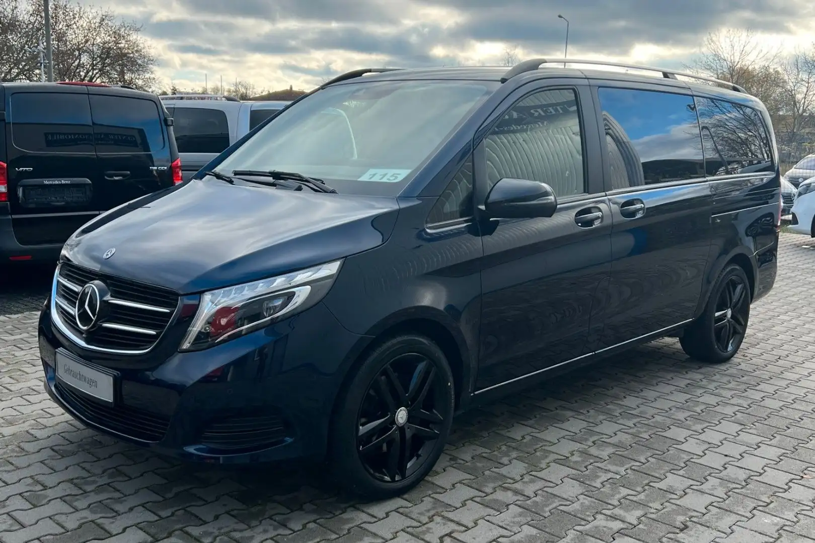 Mercedes-Benz V 250 d LANG EXCLUSIV AHK 3xEL.TÜREN 6xSITZKLIMA Bleu - 1