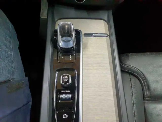 Volvo XC60 view 10