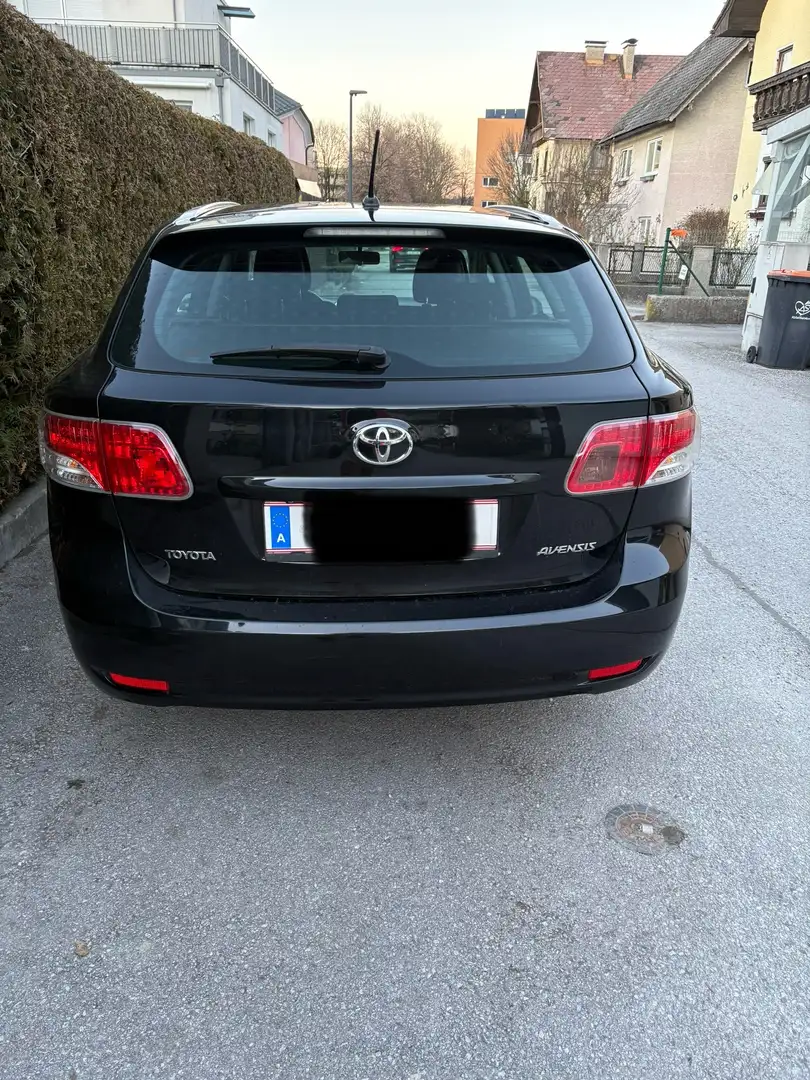 Toyota Avensis 2,0 D4-D 125 DPF Business - 2