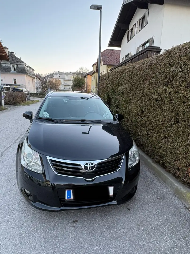Toyota Avensis 2,0 D4-D 125 DPF Business - 1