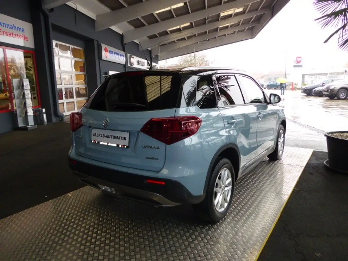 Suzuki Vitara 1,4 DITC ALLGRIP shine Aut. Blau - 2
