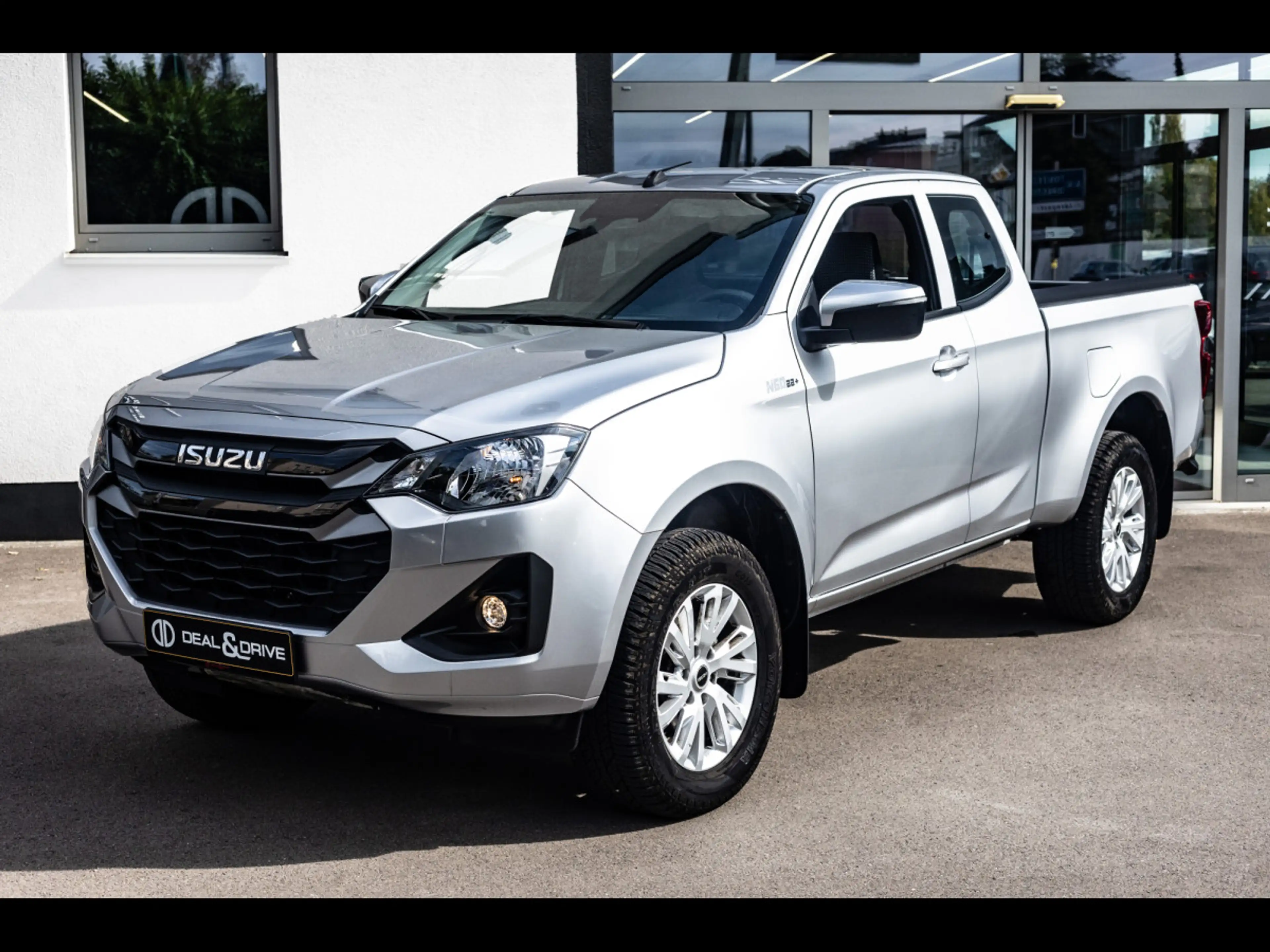 Isuzu D-Max 1.9 DDI EXTENDED CAB 164CH N60 BB + SPACE A/T°AHK — photo 6