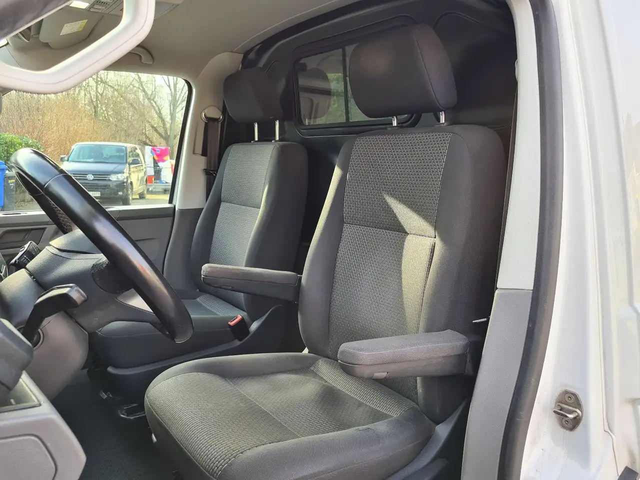 2020 Volkswagen T6 Transporter T6.1 Transporter Tdi Lang Navi ACC Flügeltüren, photograph 9