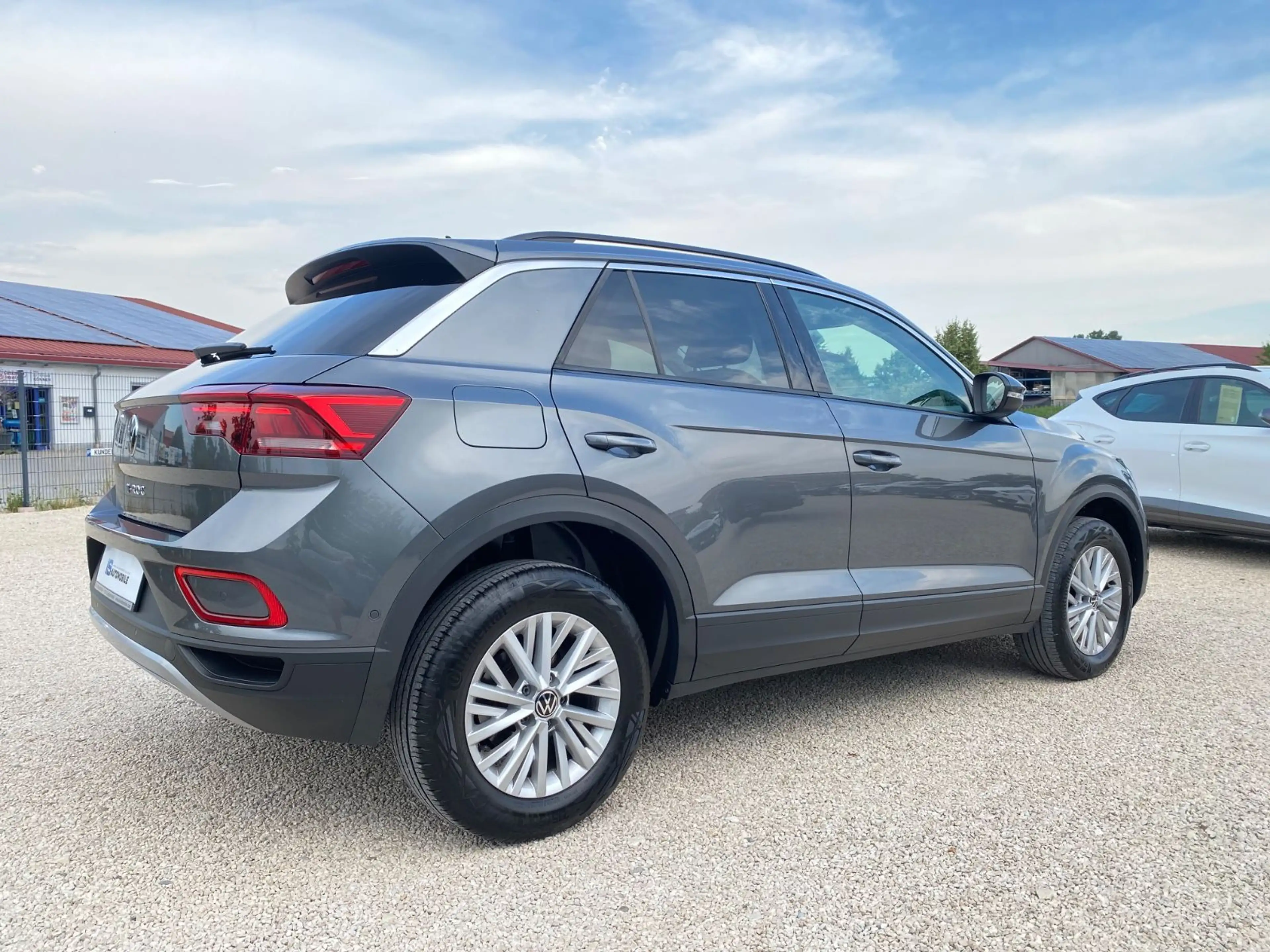 Volkswagen T-Roc Life,NAVI,LED,ACC,SHZ,RFK,DAB,PDC — photo 4