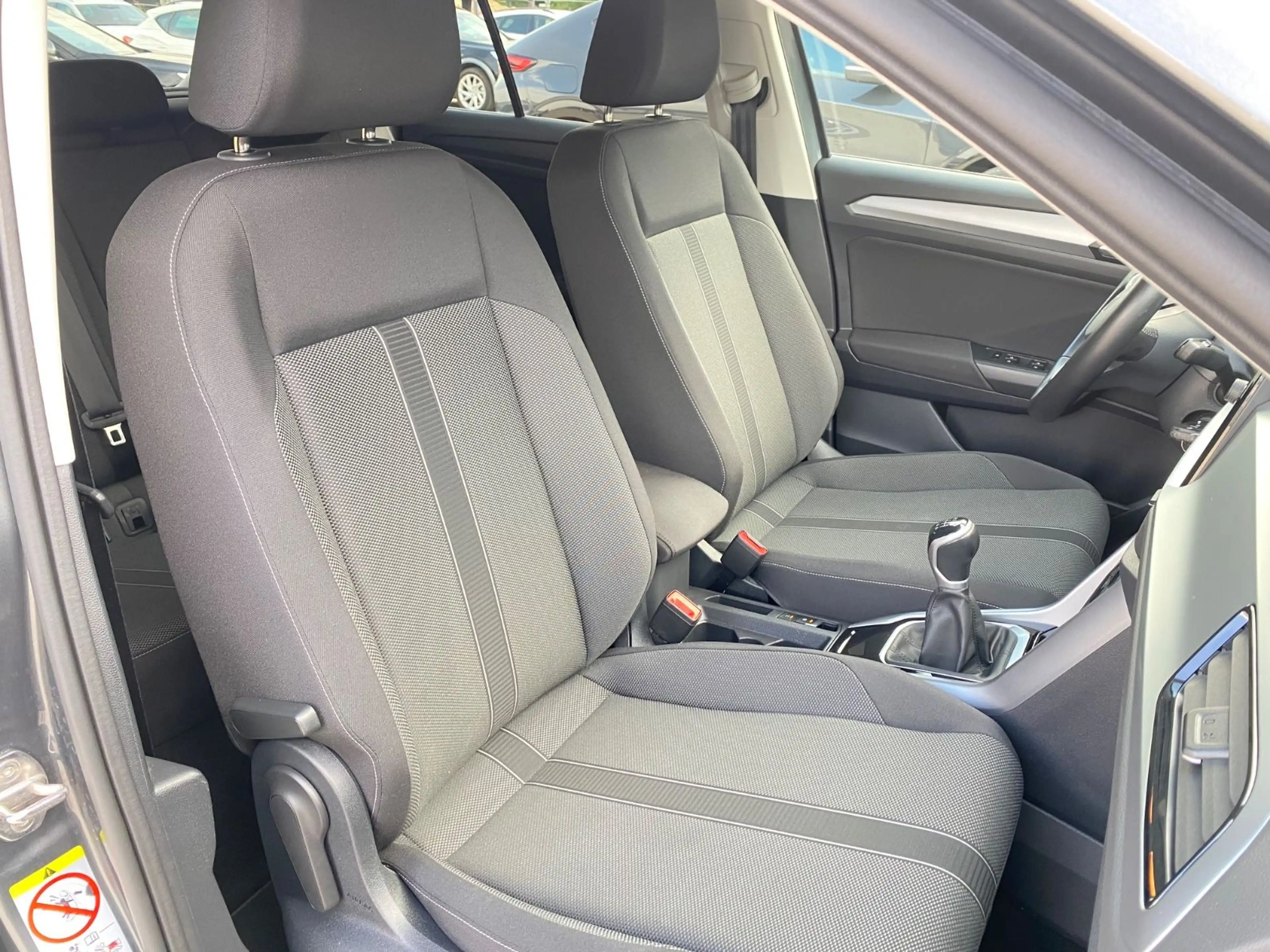Volkswagen T-Roc Life,NAVI,LED,ACC,SHZ,RFK,DAB,PDC — photo 13