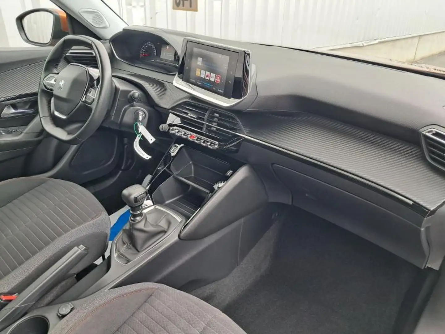 Peugeot 2008 Active Orange - 2